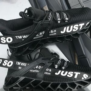 Size 7 fits like 6. Never worn, too small